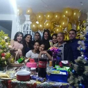 Meet your Posher, Gregorio urbano